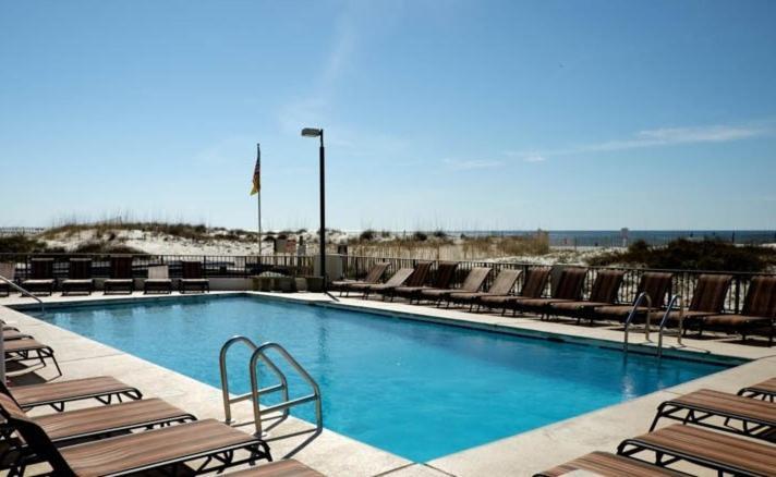 Island Winds East 308 By Albvr - Beautifully Renovated Beachfront Condo & Steps Away From Hangout & More! Gulf Shores Eksteriør billede