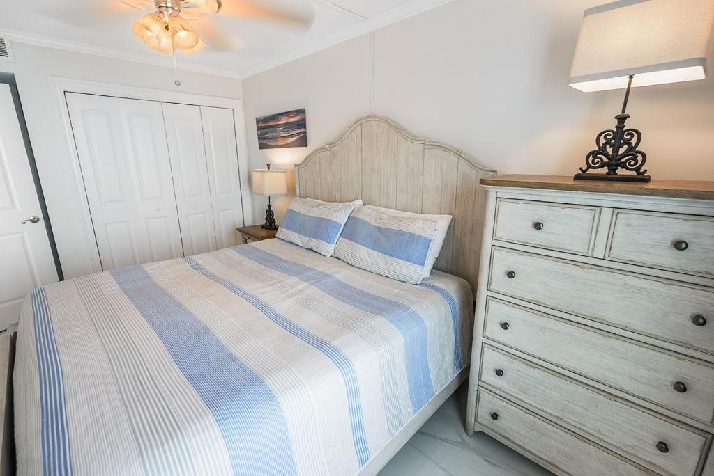 Island Winds East 308 By Albvr - Beautifully Renovated Beachfront Condo & Steps Away From Hangout & More! Gulf Shores Eksteriør billede