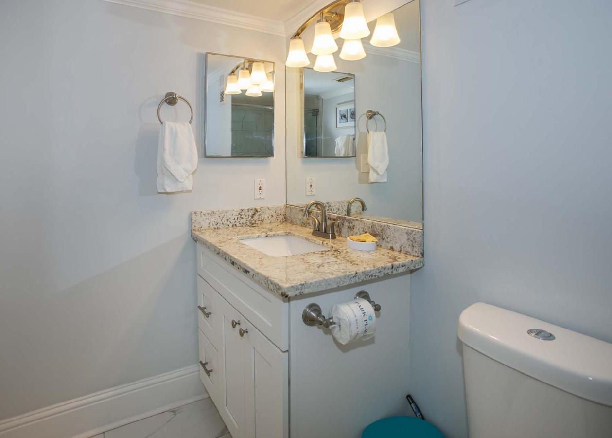 Island Winds East 308 By Albvr - Beautifully Renovated Beachfront Condo & Steps Away From Hangout & More! Gulf Shores Eksteriør billede